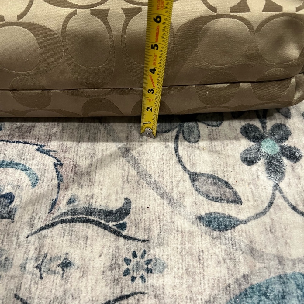 Coach Poppy Daisy XL Shoulder Bag EUC - Picture 15 of 16